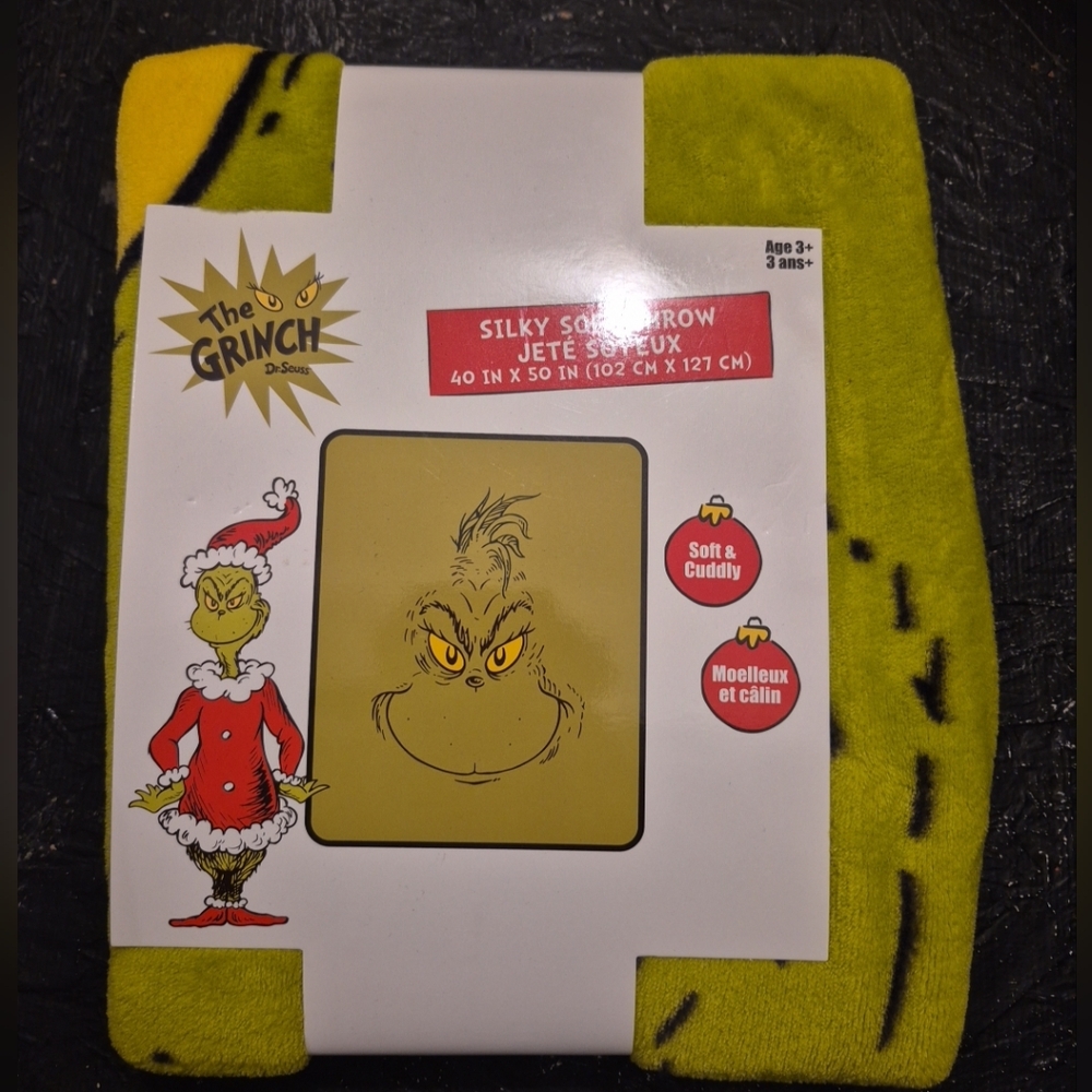 New Dr. Suess The Grinch Silky Soft Throw. 40 X 50 Inch